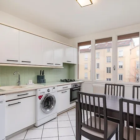Buissiere - Cozy For 4 People In